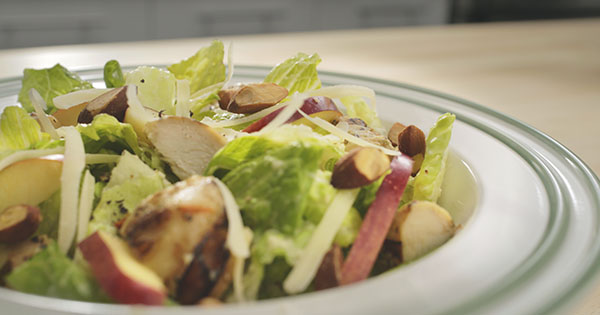 Apple Cinnamon 'Caesar' Salad Recipe | Mott's®