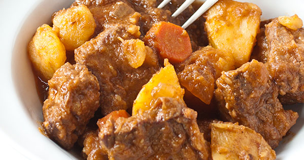 Slow Cooker Braised Short Ribs Recipe | Mott's®